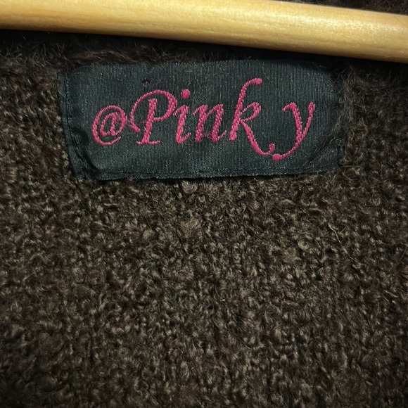 Y2k sweater with bobbled knit and real Mongolian sheep collar - Picture 2 of 4